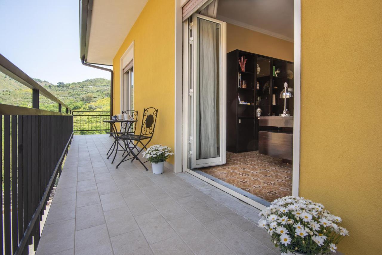 Etna Sicilian House Apartamento Linguaglossa Exterior foto